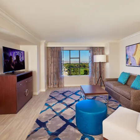 Hilton Grand Vacations Club Paradise Las Vegas Отели рядом с достопримечательностью «Башня отеля-казино Stratosphere»