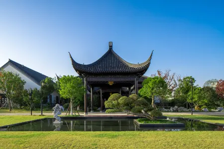 Suzhou Jade Resort Отели рядом с достопримечательностью «Shanghai Customs College Suzhou Branch»
