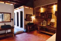 Xiaocheng Gushi Hostel