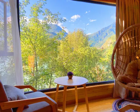 GEERDA Yunsu Hotel a Baoxing