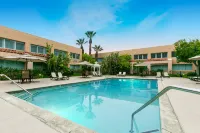 Grand Vista Hotel - Pools