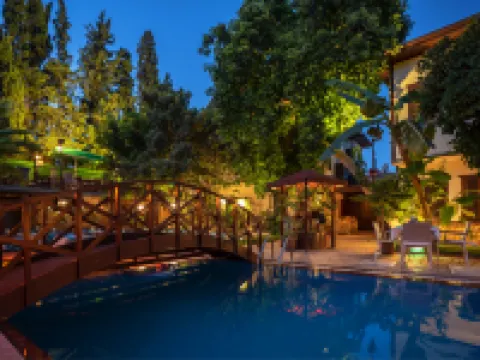 ปราสาทเมืองเก่า โรงแรมในอันตัลยา