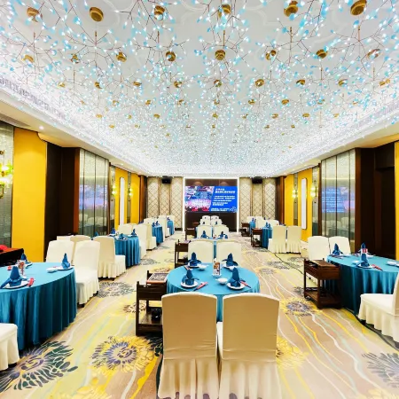 Ramada Plaza by Wyndham Shaoguan City Centre