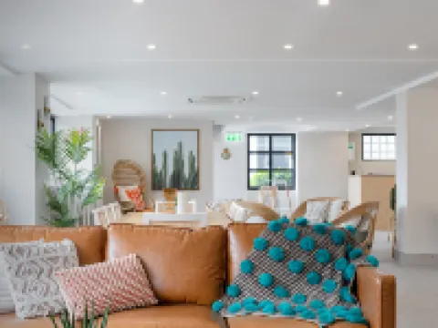 Hotel Hacienda Hotels in Redfern