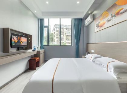 Chongqing Liangjiang Business Hotel