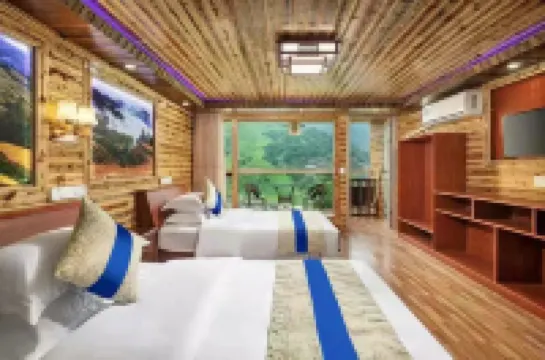 As You Are at First Sight  (Dragon Ridge Terraced Fields Thousand story Heavenly Ladder Store)