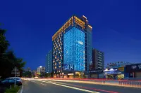Lavande Hotel Dongguan Tangxia Rainbow Plaza Fengteng Mansion Hotels in Tangxia Town