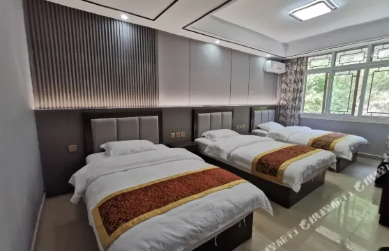 瀘定西橋水夢客棧