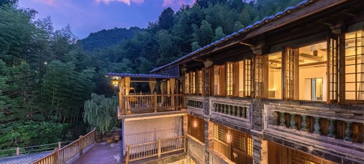 Floral Hotel · Tingquan Hotel (Nanjing Tulou) Hotel di Nanjing