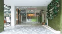 UrbanView @ Lacson Street Bacolod City by RedDoorz