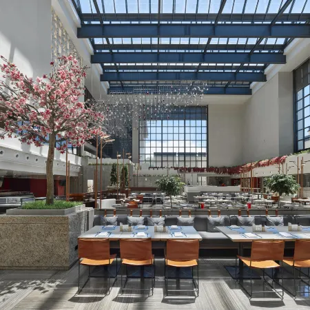 Hilton Shigatse