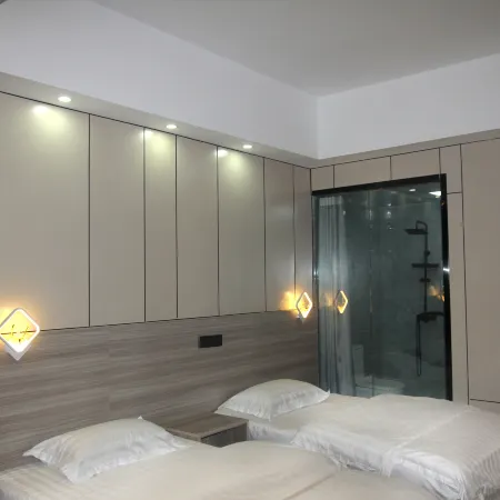 Daguan Yinghe Business Hotel Hotels in Daguan