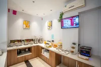 Elan Fushun Central Hospital North Station Store