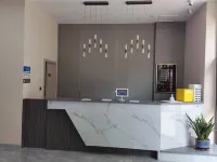 Blue Liveable Inn
