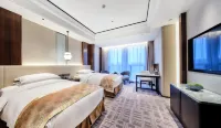 Ladisson Hotel, Xinxiang International Conference Center Hotels near Maxiaoying Tanfan Unit