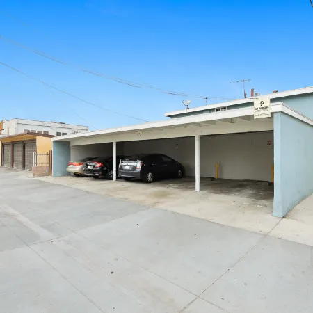 Bright & Cozy Getaway-10Min to Downtown La
