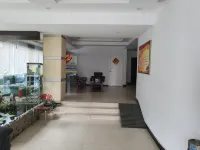 Fangjian Hotel (Kunming Railway Station)