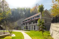 Floral Lux Hotel·Qvzhou Yungu Yashe Hotel Hôtels à : Quzhou