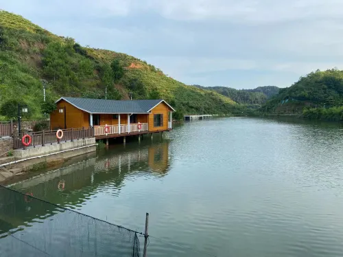 滙友醉雲谷民宿