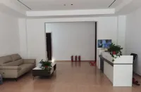 Huatuo Business Hotel