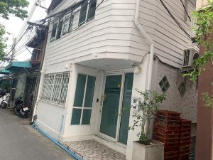 Khaosan Pearl Hostel