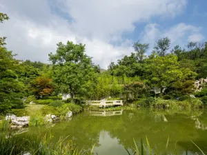 Floral Lux Hotel·Qingdao Zangma Courtyard Hotel