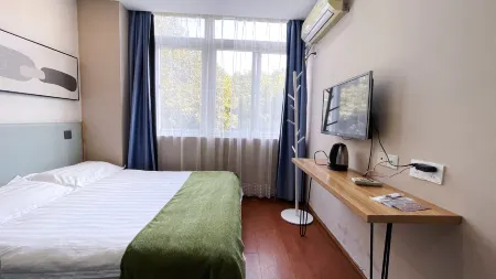 Shanghai Nuanshe Hotel Отели рядом с достопримечательностью «Jiuke Oasis Park»