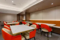 Sunshine Hotel (Bijie High-speed Railway Station Airport)