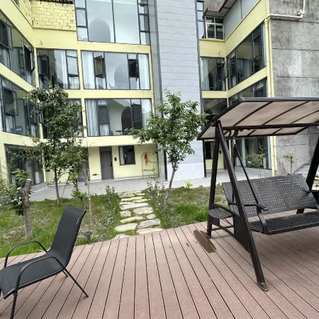 Pingzhen Homestay Hotel