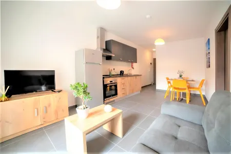 Elise Apartments Отели рядом с достопримечательностью «Форт Маноэль»