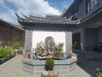 Meet the Snow Mountain View Naxi Courtyard Beauty Stay (Baisha Ancient Town Store)