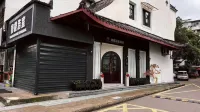 Gelou Haoshi Hotel (Quzhou Guojin Center Shuitingmen)