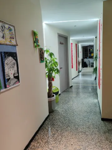 Luxingjia Apartment Hostel (Luzhuang Subway Station)