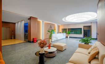 Huyue Hotel (Mile Huquan Ecological Park)