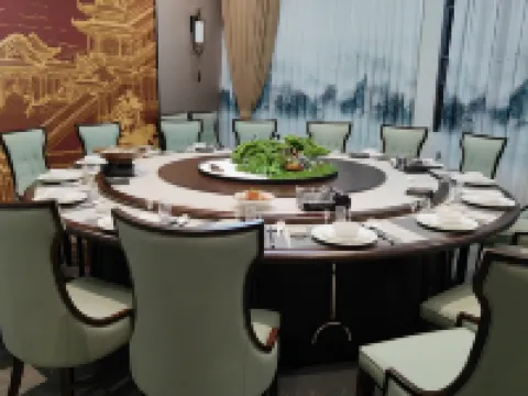 Come to Fengsheng Buri Hotel Hotels in Laifeng