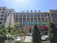 Yunjing Hotel Hotels in Shenmu