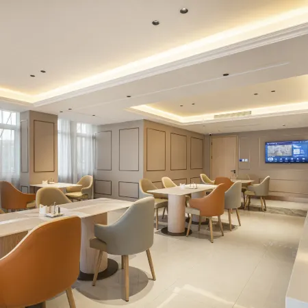 Vienna Hotel (Binzhou Yangxin Xingfu Yilu)