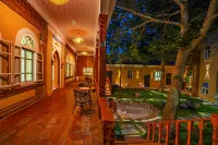 Phoenix Tree Courtyard(Boutique Inn)