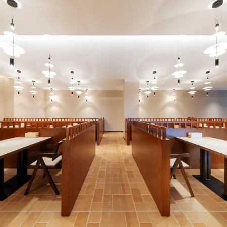 Yunji Hotel