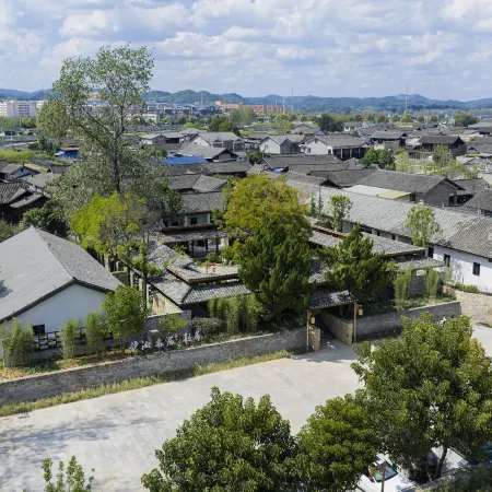 HuXiang Inn