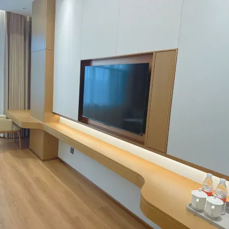 WUTONG  HOME  HOTEL