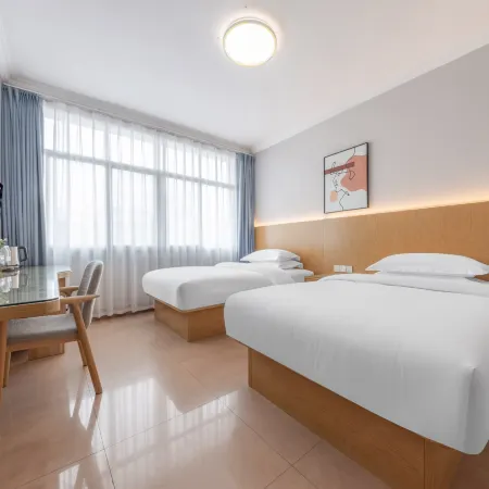 Hongrui Express Hotel