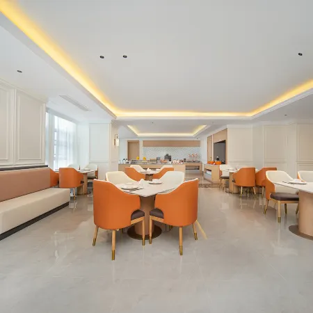 Vienna Hotel ( Ji'an Luling Avenue Branch)
