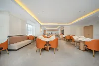 Vienna Hotel ( Ji'an Luling Avenue Branch)