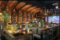 FORMONT Hotel (Mangshi Airport Mangshi Square, Mangshi) - bar