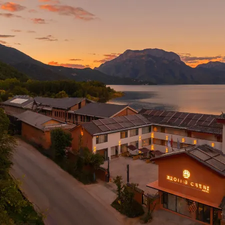 Lugu Lake Qingchen Huyao Lake View Resort Manor (Daluoshui Branch)