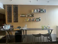 Yifan Residence Hotel - بار