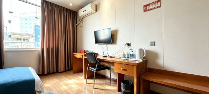 Yingjiena Fashionable Hotel Hotels in Dejiang County