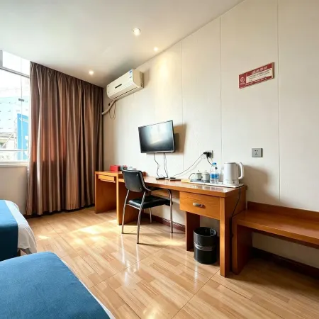Yingjiena Fashionable Hotel
