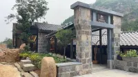 Luoyang Shuanglongxi Yunshang Courtyard - 마운틴 뷰